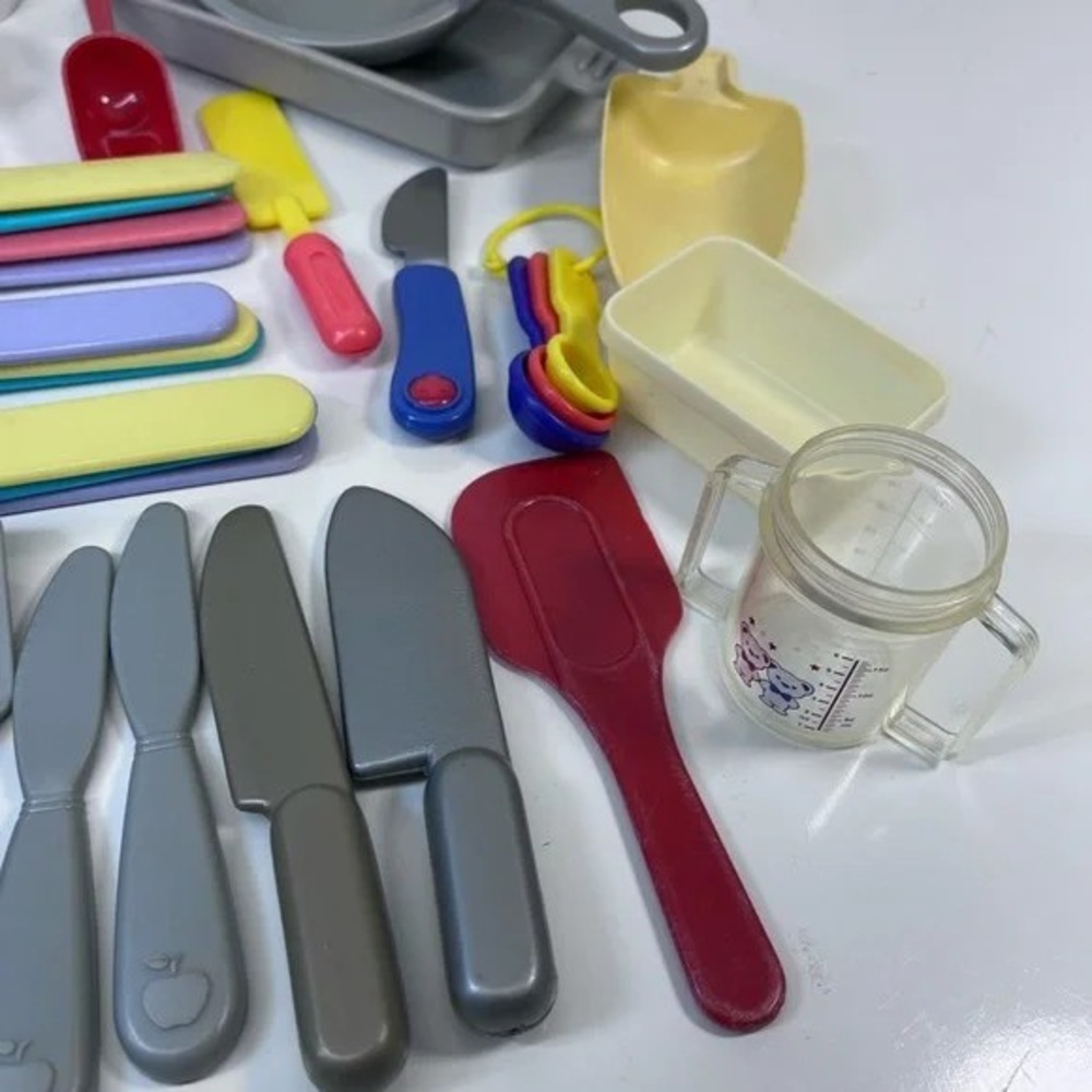 Colorful Toy Kitchen Set - Picture 2 of 6